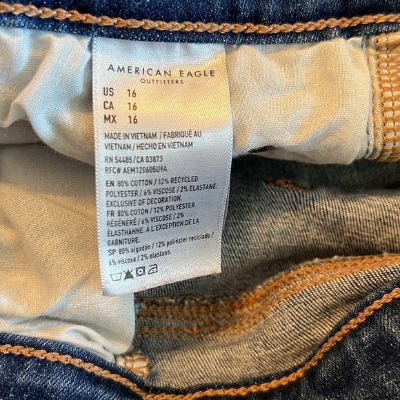 American Eagle Outfitters Blue Jean Shorts - Picture 7 of 8